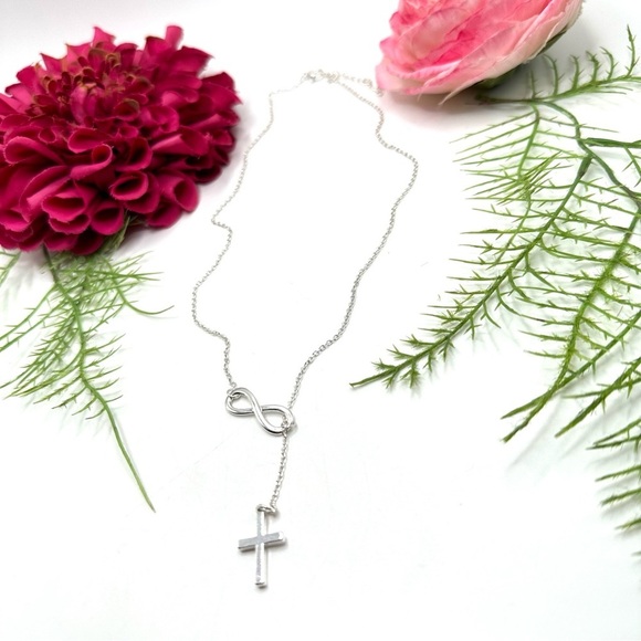 NEW⚜️Infinity Cross Charm Chain Necklace - Picture 3 of 5